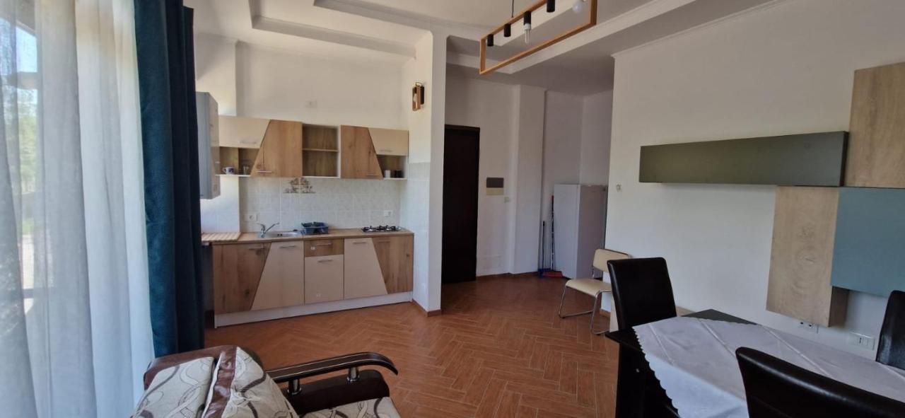 Casa Francesca Comanesti (Bacau) Exterior foto
